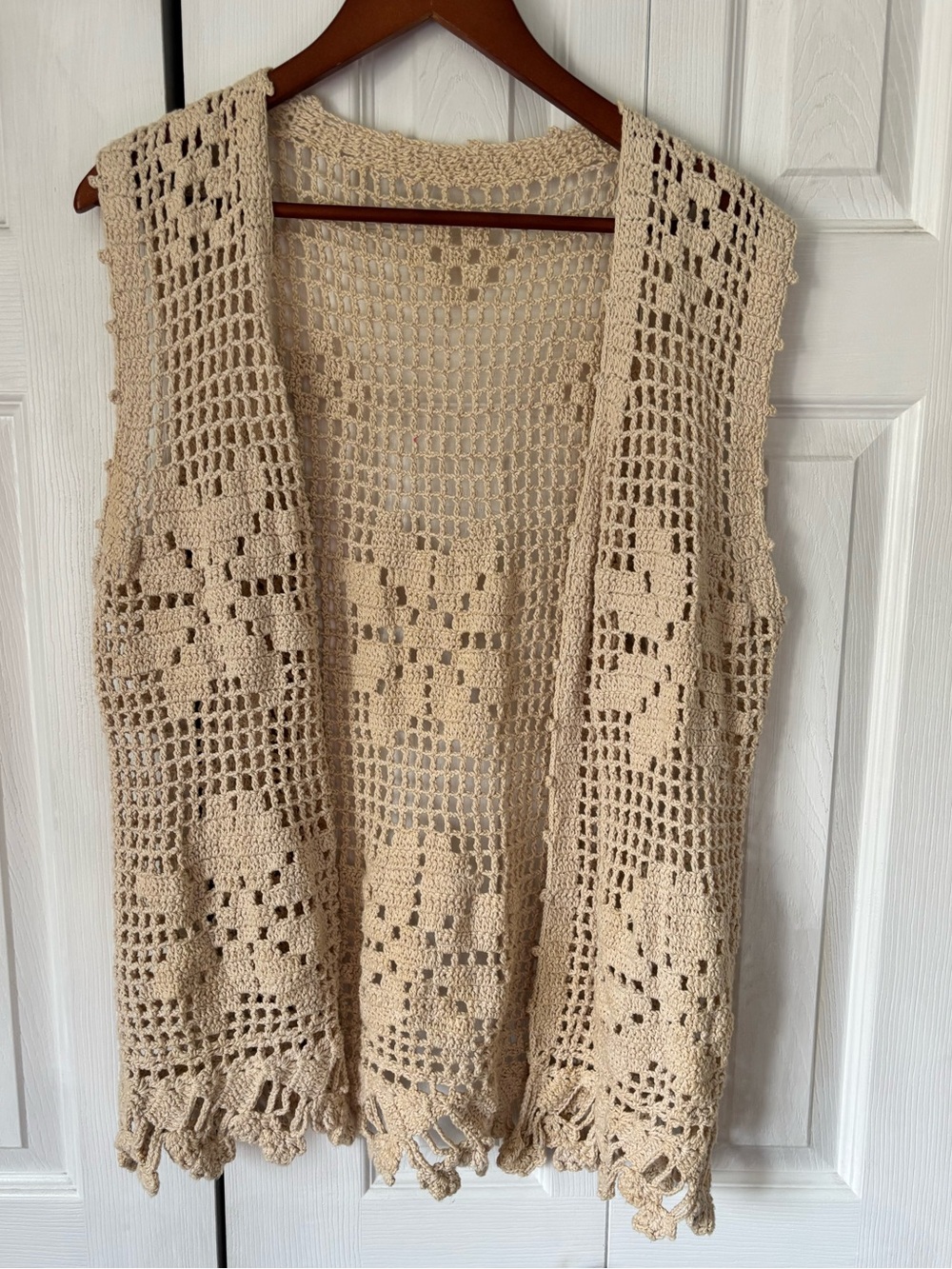 Handmade Knit Open Front Floral
Boho Western Sleeveless Vest